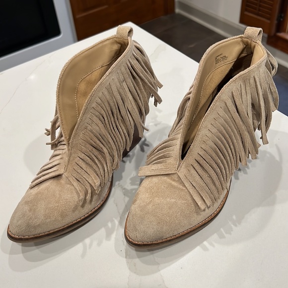 Fringe Booties - Picture 2 of 7